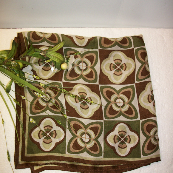 Jones New York Accessories - SOLD! JONES NEW YORK Silk Scarf 21X21